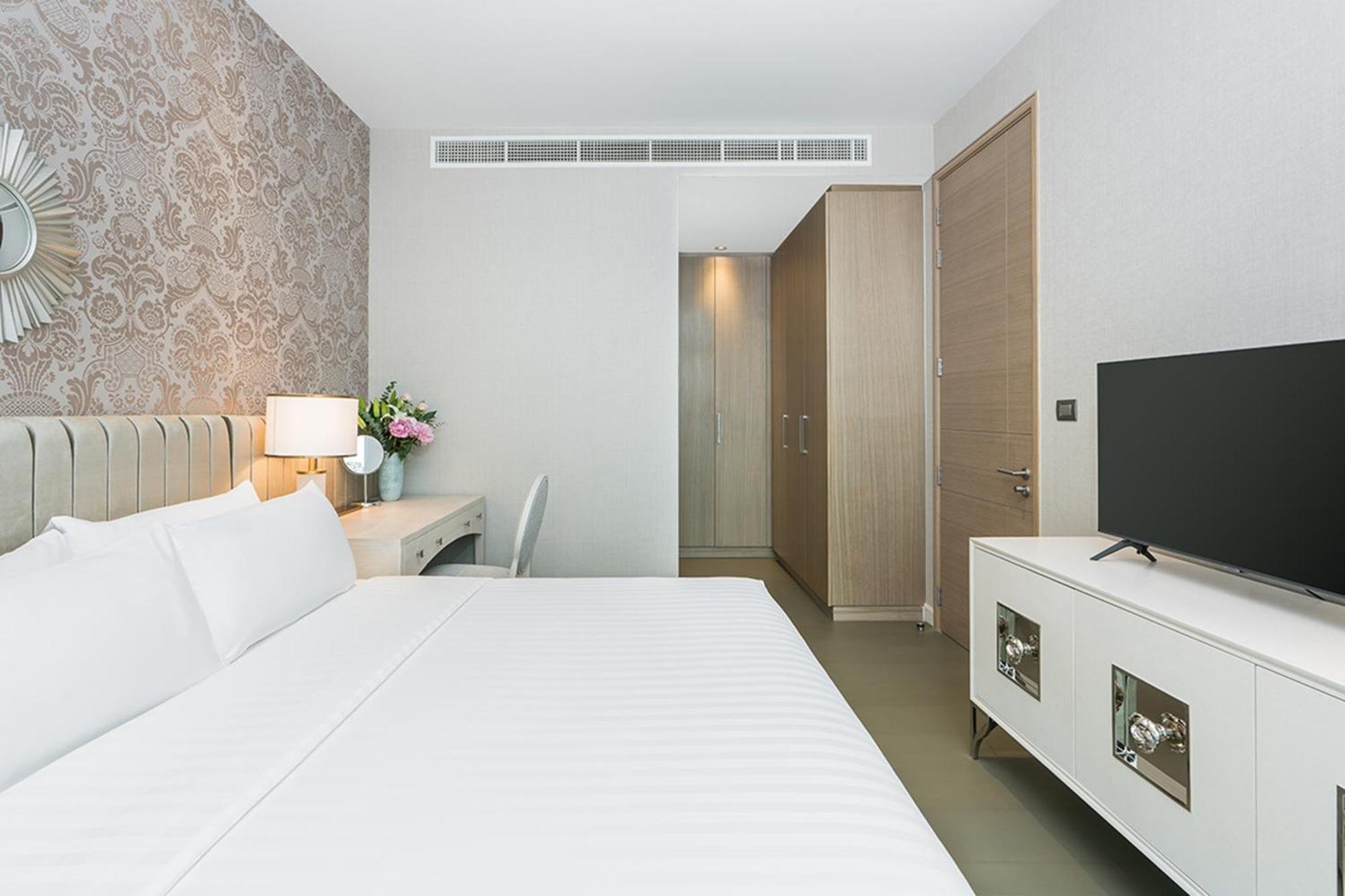 Magnolias Ratchadamri Boulevard Serviced Residences Бангкок Номер фото